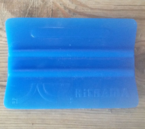 Plastikrakel blau 10cm x 7 cm